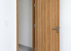 Cửa nhựa Composite tại Kon Tum 2