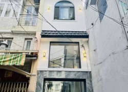 LÊ THỊ BẠCH CÁT Q11 - 25M2 - 5 TẦNG ĐÚC 3PN 2WC SÂN THƯỢNG GIÁ 4.5 TỶ
