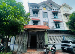 CHO THUÊ BIỆT THỰ LIỀN KỀ INTRACOM – 66 TRUNG VĂN, LÔ GÓC 2 MẶT THOÁNG. LH:0921209888