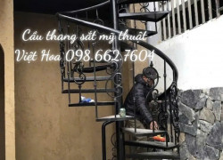Cầu thang xoắn ốc Nam Định đẹp, sang trọng