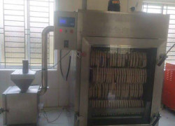 Lò xông khói xúc xích 70kg/mẻ - ám khói đều