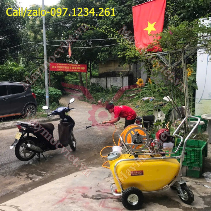 Máy phun thuốc trừ sâu Turbo 100L - TBP2000A - Z-Kubota