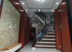 Nhà phú định q8 44m 4pn nhỉnh 4tỷ