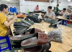 SỈ DÉP DA BÒ CHO ĐẠI LÝ – CÓ SẴN, CÓ VAT, GIÁ TẬN XƯỞNG