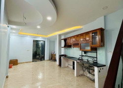 M1007_ Bán nhà 2 tầng - 35m2 - ngang 5m - tại Nguyên Duy Dương, Phường Hòa Hưng, chỉ nhỉnh 5 tỷ.