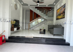 Bán nhà đẹp ngay phường Long Trường, Quận 9. Nhà đẹp, vị trí đẹp, giá chỉ 4,85 tỷ