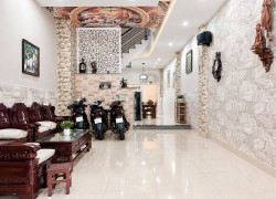 BÁN NHÀ MẶT TIỀN QUẬN 6 – HOA HẬU KHU VỰC – VỈA HÈ RỘNG – SÁT CÔNG VIÊN – Ở KẾT HỢP KINH DOANH CỰC ĐỈNH- NHỈNH 11TỶ