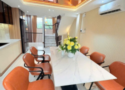 (HIẾM) Bán nhà NGUYỄN THỊ THẬP, 75M2, ô tô đậu cửa, giá 4,9 tỷ