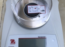 Cân điện tử Ohaus NV323