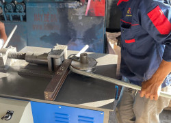 Máy uốn góc 1 trục phi 42 - 49 - 60
