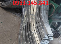 Hộp 4x8 uốn góc mái kính phù hợp với những thiết kế nào