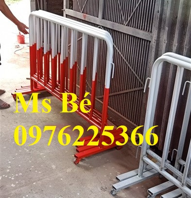 Hàng rào di động mạ kẽm, rào chắn di động sơn màu theo yêu cầu 1x2m, 1.2x2m