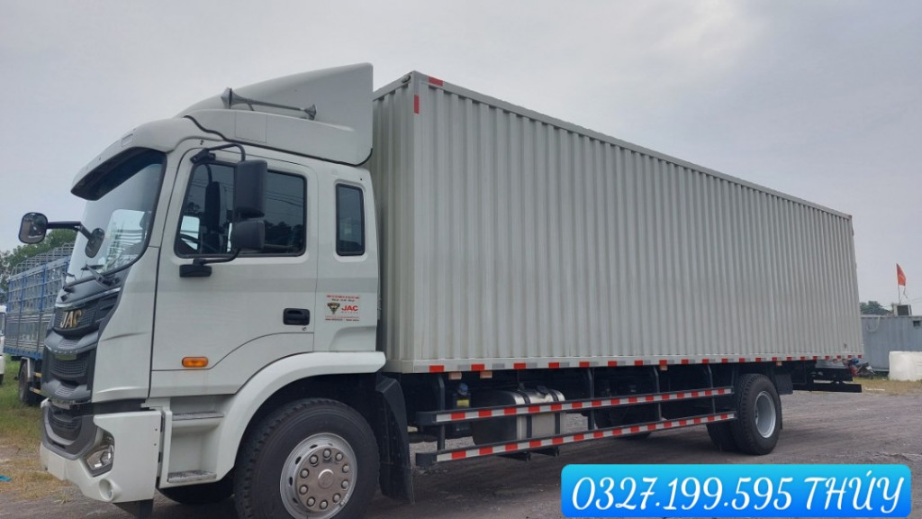 Xe tải JacA5 thùng kín - bạt - container nhập khẩu 9m7