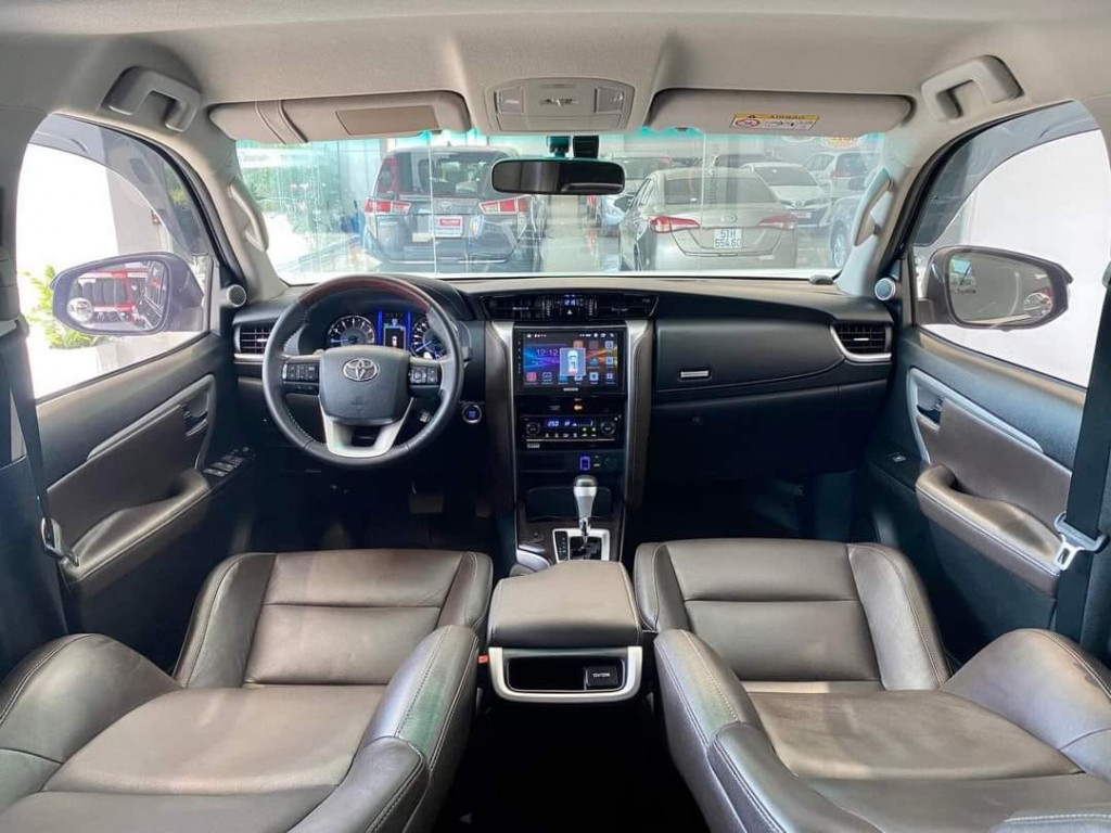 TOYOTA FORTUNER 2.7AT 4x2 - 2018