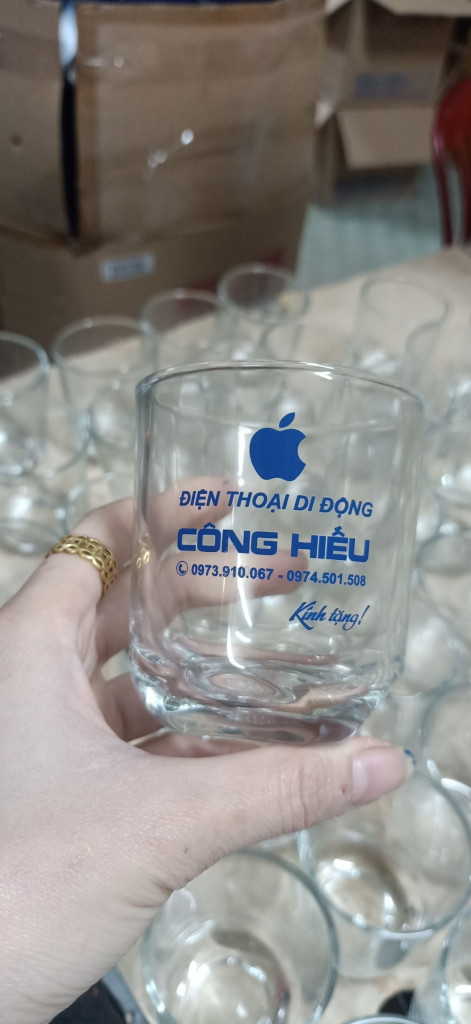 In logo lên ly thuỷ tinh giá rẻ tại Đà Nẵng