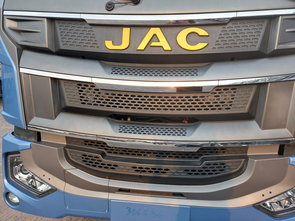 Đại lý xe tải Jac A5 thùng kín container 7 tấn thùng 9m5 2021