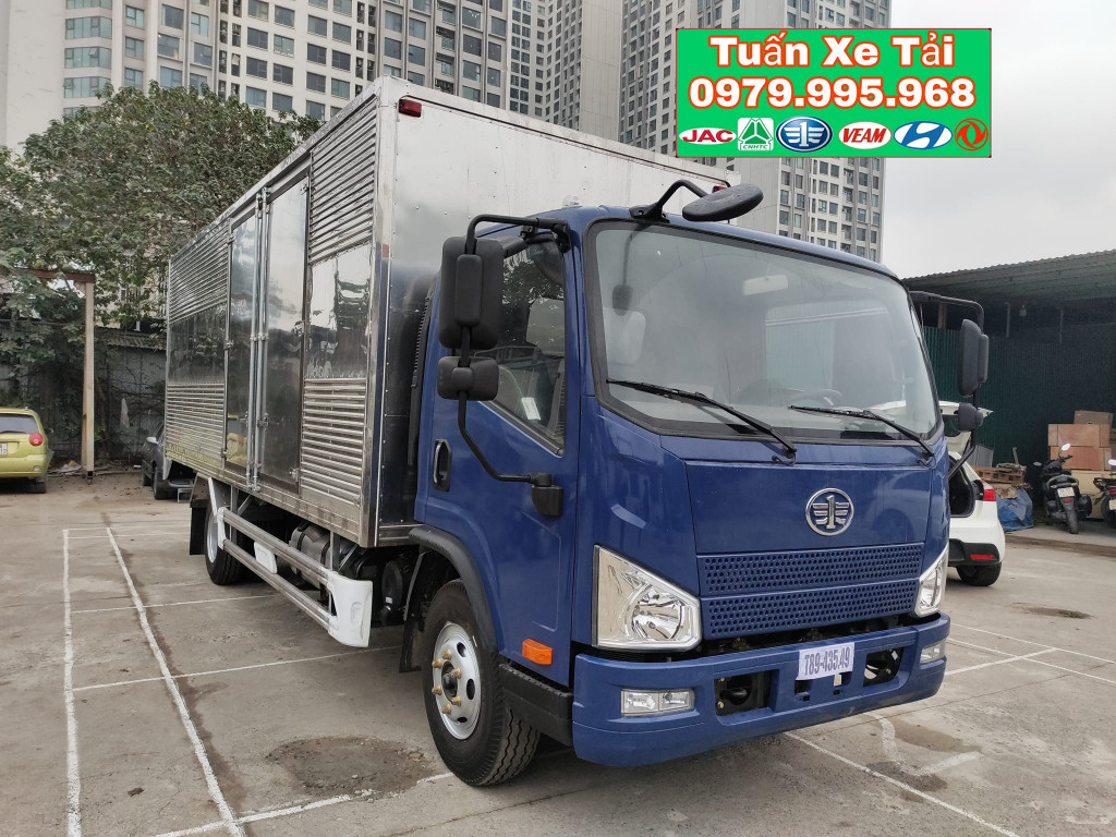 Bán xe tải Faw 8 tấn thùng kín dài 6m25 giá rẻ nhất thị trường